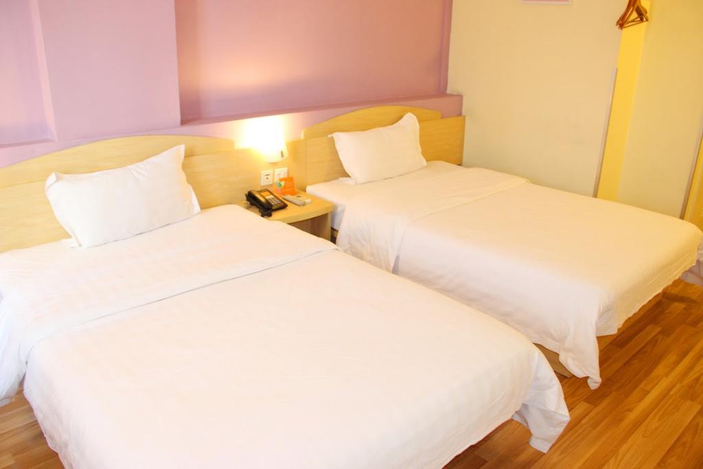 7Days Inn Heyuan Cultrual Palace Renren Le מראה חיצוני תמונה