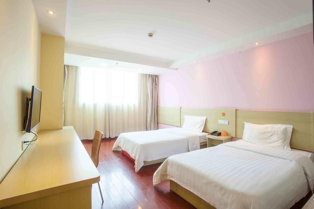 7Days Inn Heyuan Cultrual Palace Renren Le חדר תמונה
