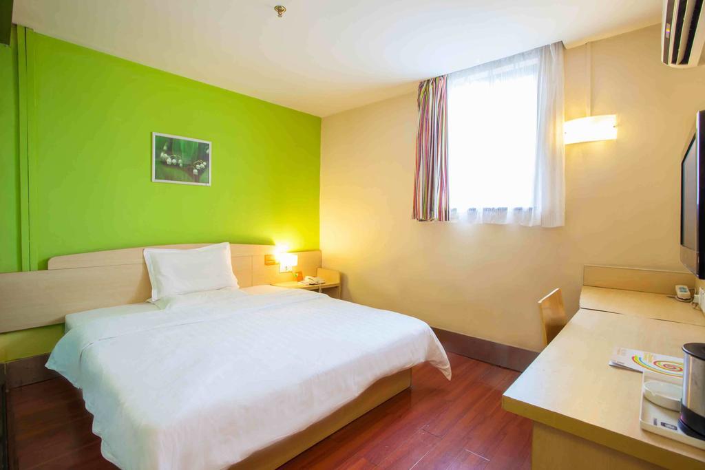 7Days Inn Heyuan Cultrual Palace Renren Le חדר תמונה